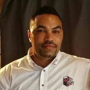 Meet your Posher, Cory